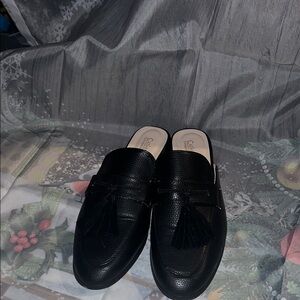 Black Leather Tassel Loafers - Classic Men's Slip-On
